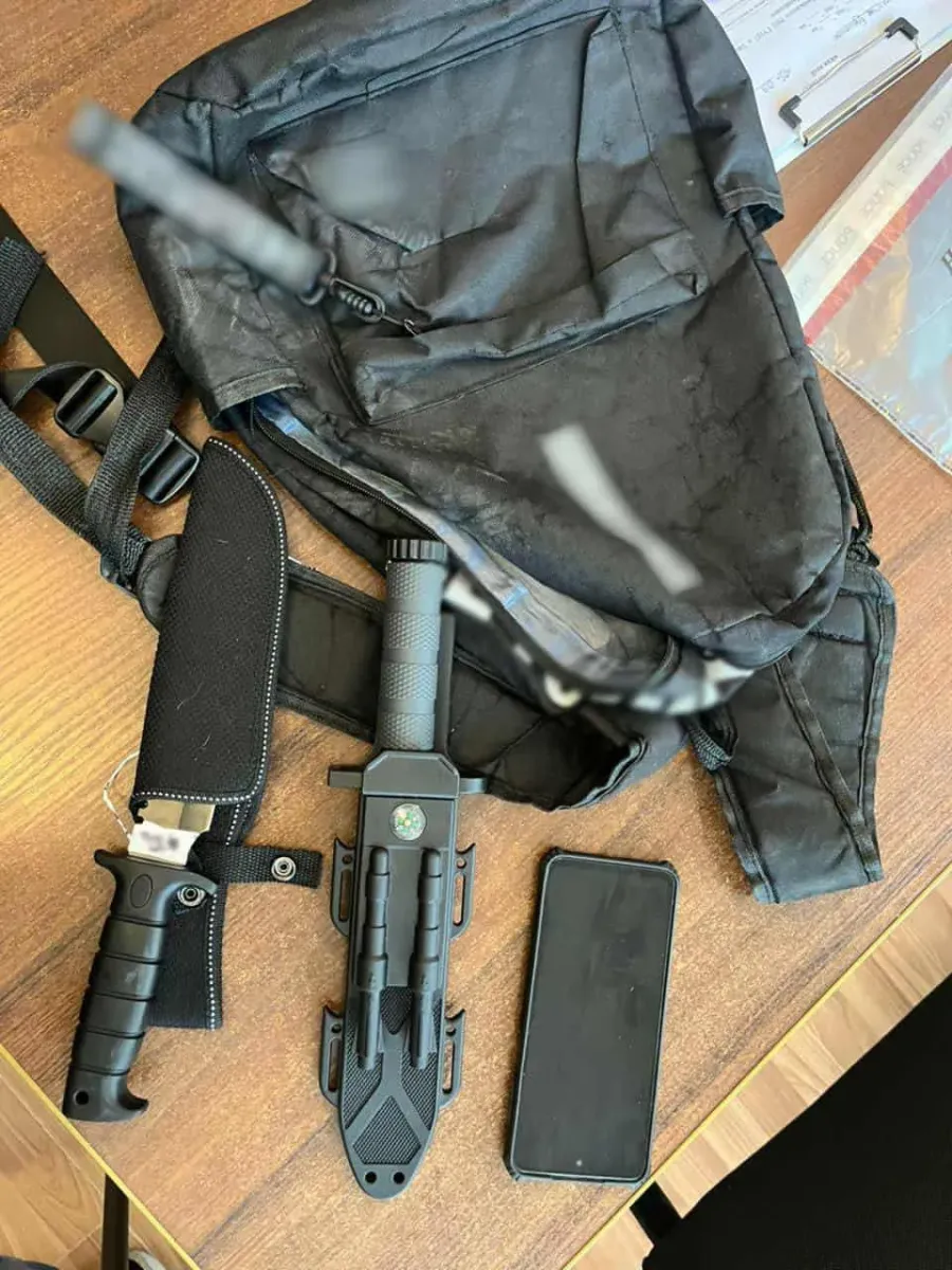 За попередніми даними, юнак планував напасти на учнів і транслювати це у соцмережі