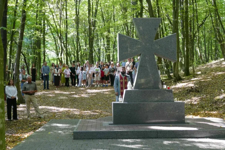 Калушани вшанували подвиг шести Героїв-повстанців. Фото: Калуська міська рада