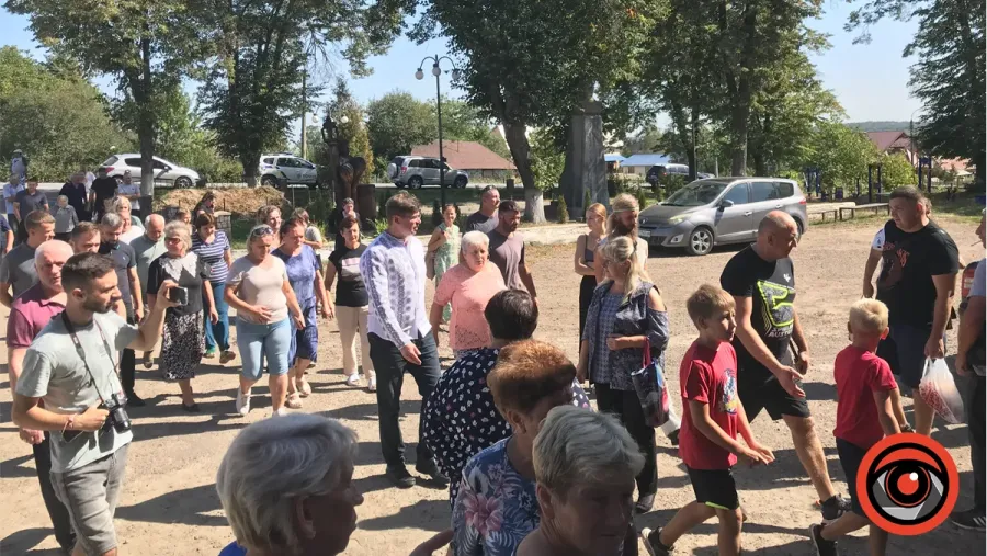 Мешканці твердять: Олега Дрогомирецького забрали з-під хати вдосвіта 3 вересня