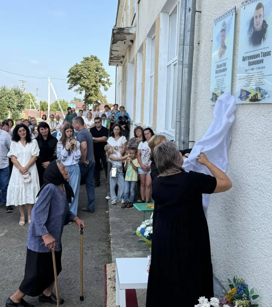 У Підмихайлі вшанували пам’ять полеглого Героя Ігоря Коцана. Фото: Підмихайлівський ліцей 