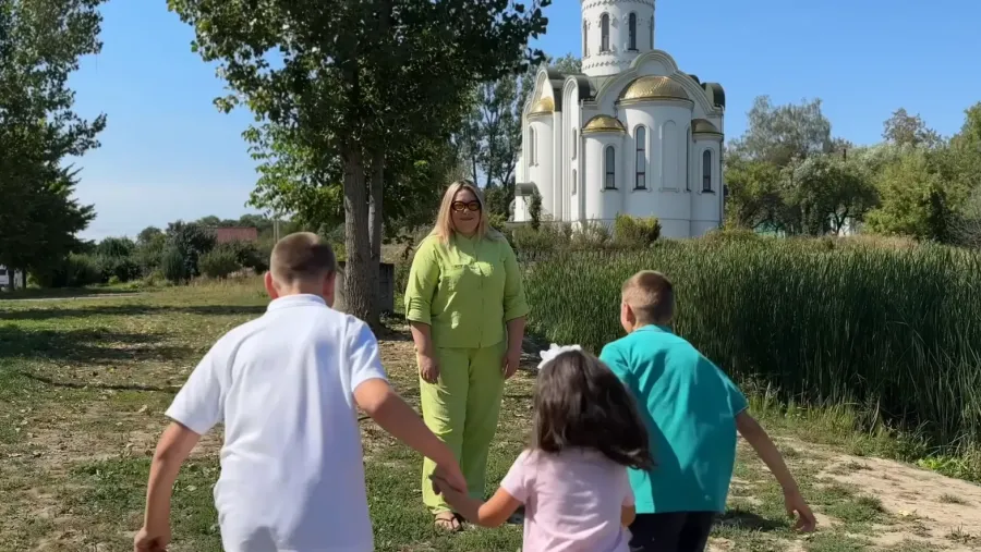 Іванна Романів виховує п’ятеро дітей, котрі стали їй рідними