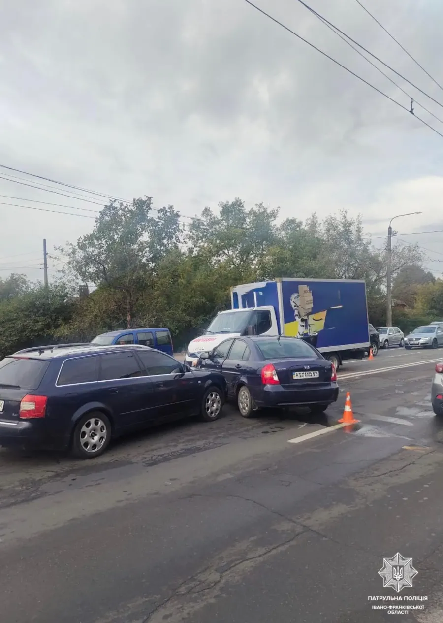 На водійку Hyundai патрульні склали протокол