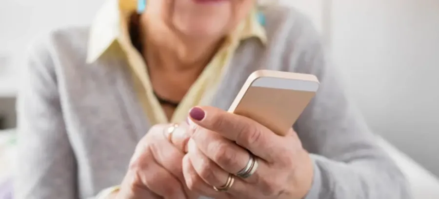 Ілюстроване фото. Аферист запевнив жінку, що допоможе зберегти її кошти