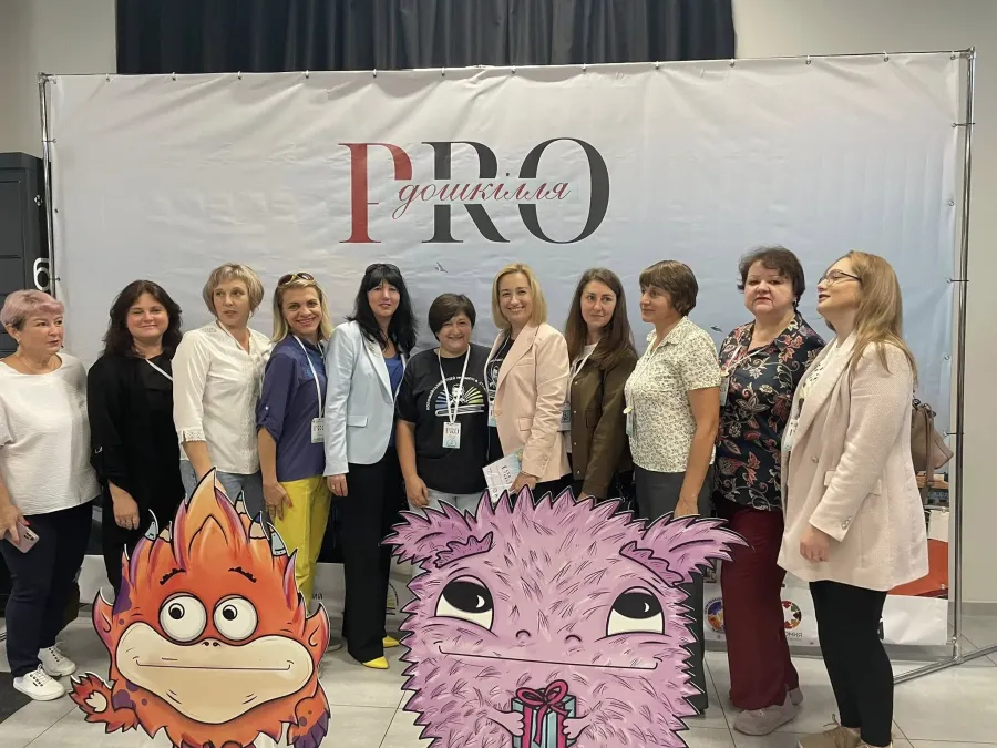 Учасники зустрічі провели відкриту розмову з експертами й відомими освітянами