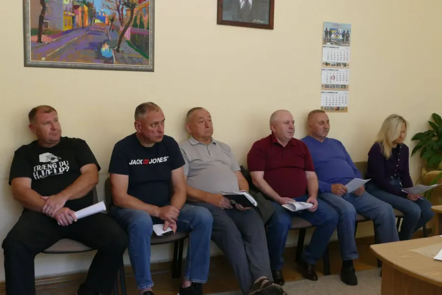 Перевізники на нараді у виконкомі 17 вересня 2025 року. Фото: Калуська міська рада