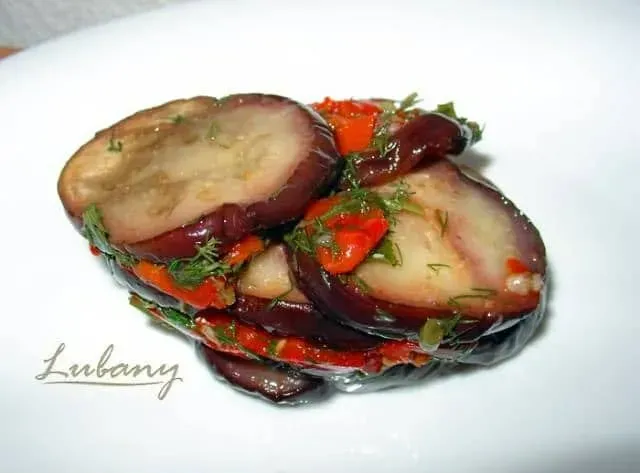 Зберігати страву в холодильнику в лотку до 10 днів