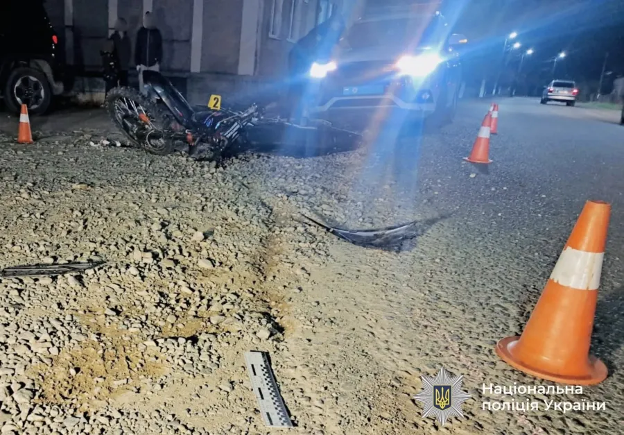 Неповнолітній водій отримав травми та був госпіталізований до лікувального закладу