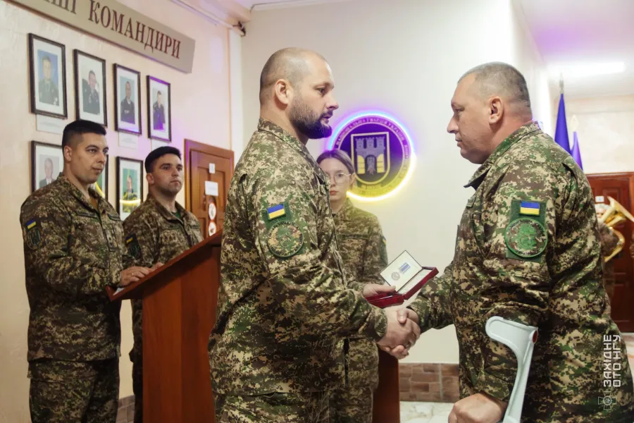 Медалями відзначили стійкість, відданість та героїзм нацгвардійців