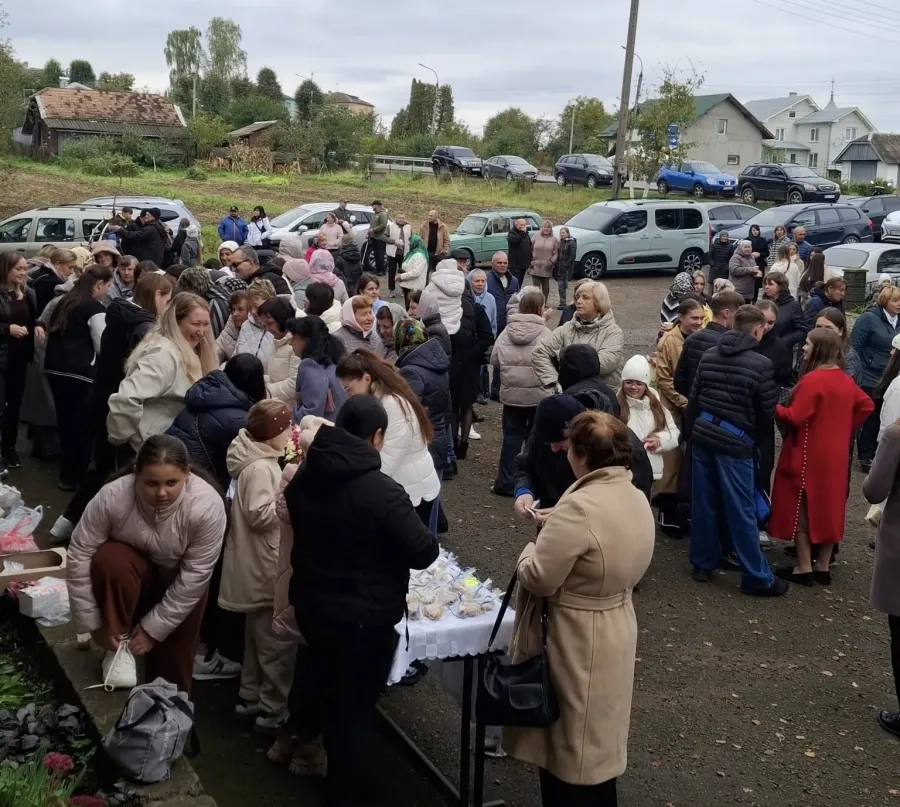 Благодійний ярмарок організували учні та вчителі Боднарівського ліцею. Фото: Надія Пукіш