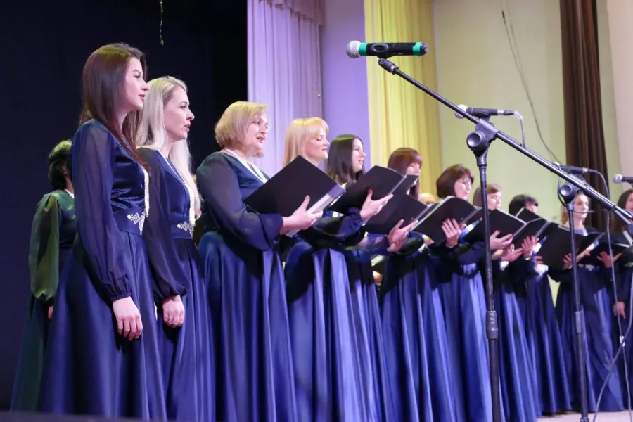 На сцені звучали щирі голоси та проникливі мистецькі номери