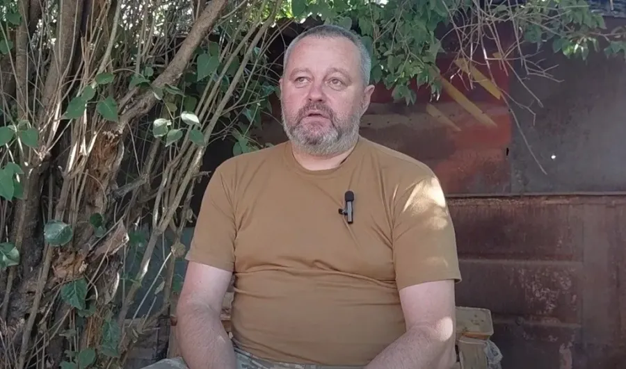 Олексій Вишиванюк ділиться, що на війні його підтримує думка про рідних. Фото: скрін із відео