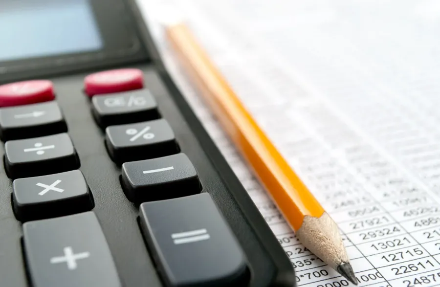 Ілюстроване фото. Цього року в Калуській громаді більше витрачають на утримання влади