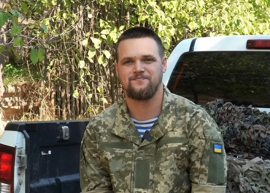 Едуард вивчився на командира взводу перехоплювачів