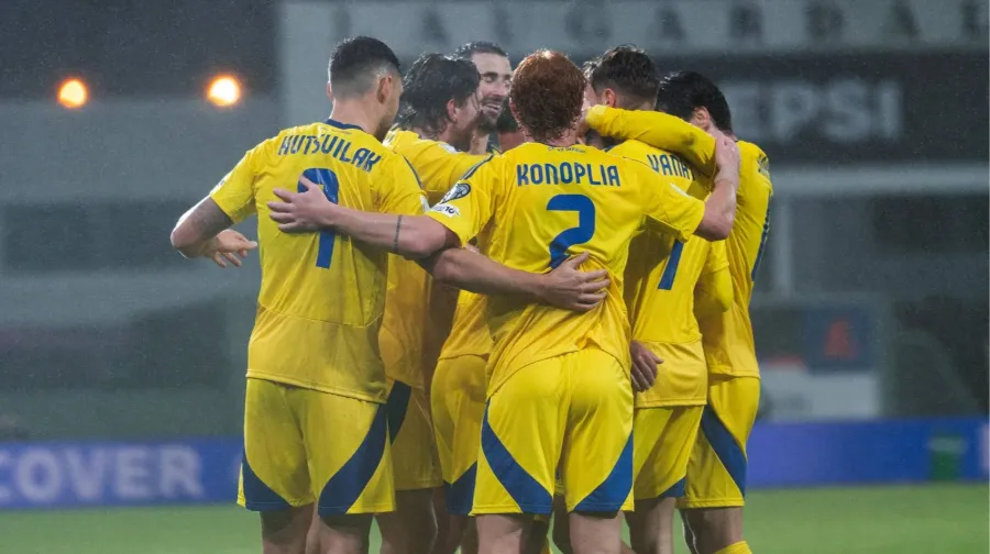 Найбільше варто виділити повернення до складу "синьо-жовтих" Руслана Малиновського