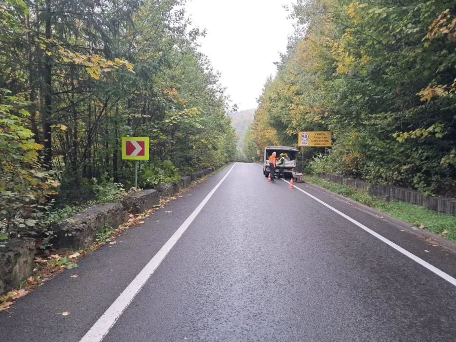 Дорожники Івано-Франківщини адаптують роботу до погодних умов