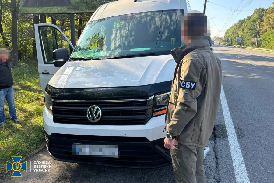 Військовозобов’язаних оформлювали водіями міжнародних пасажирських перевезень