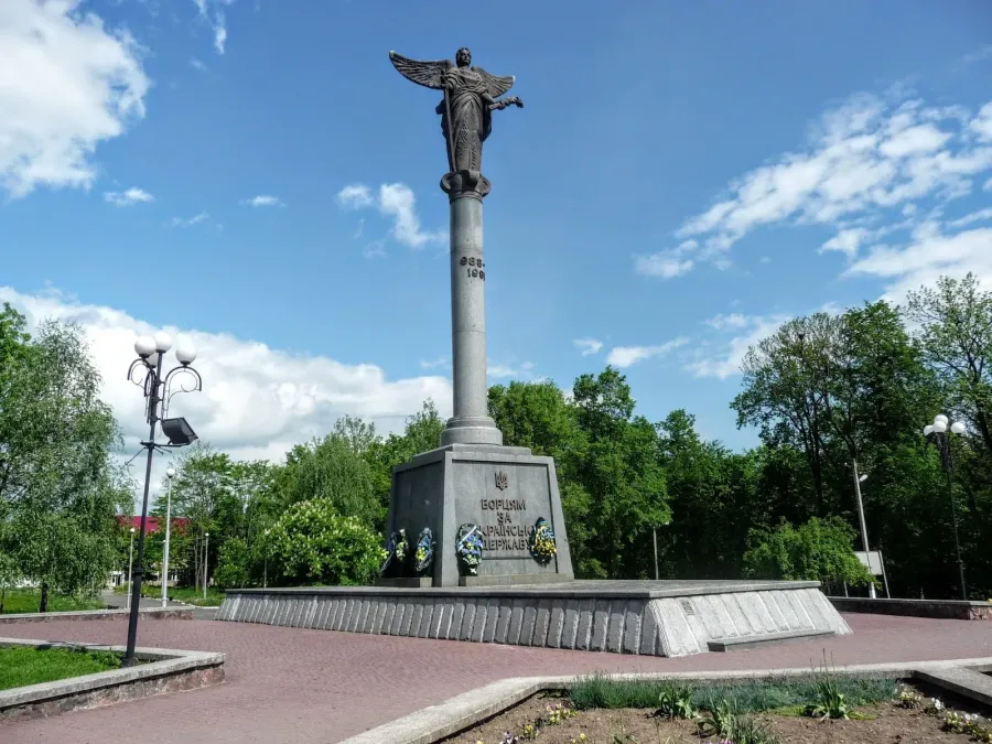  Долинська міська рада ухвалила рішення про оренду приміщень для двох фахових коледжів з Луганщини