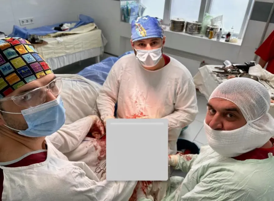 Основна мета лікування — збереження кисті та її функцій у молодого пацієнта