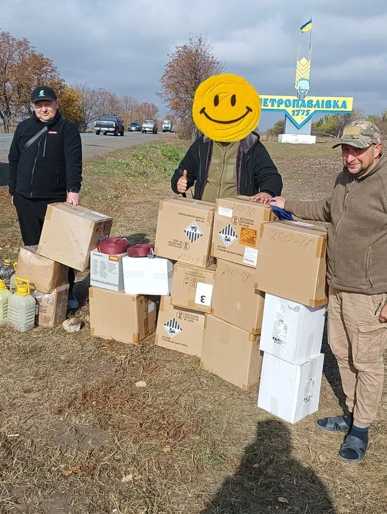 Військовим доставили генератор, скиди та електроінструменти. Фото: Волонтерський рух "Калуш 911"