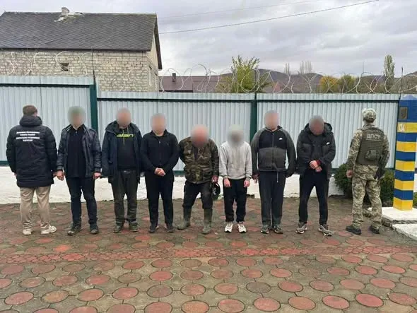 Прикордонники затримали порушників з "провідником"