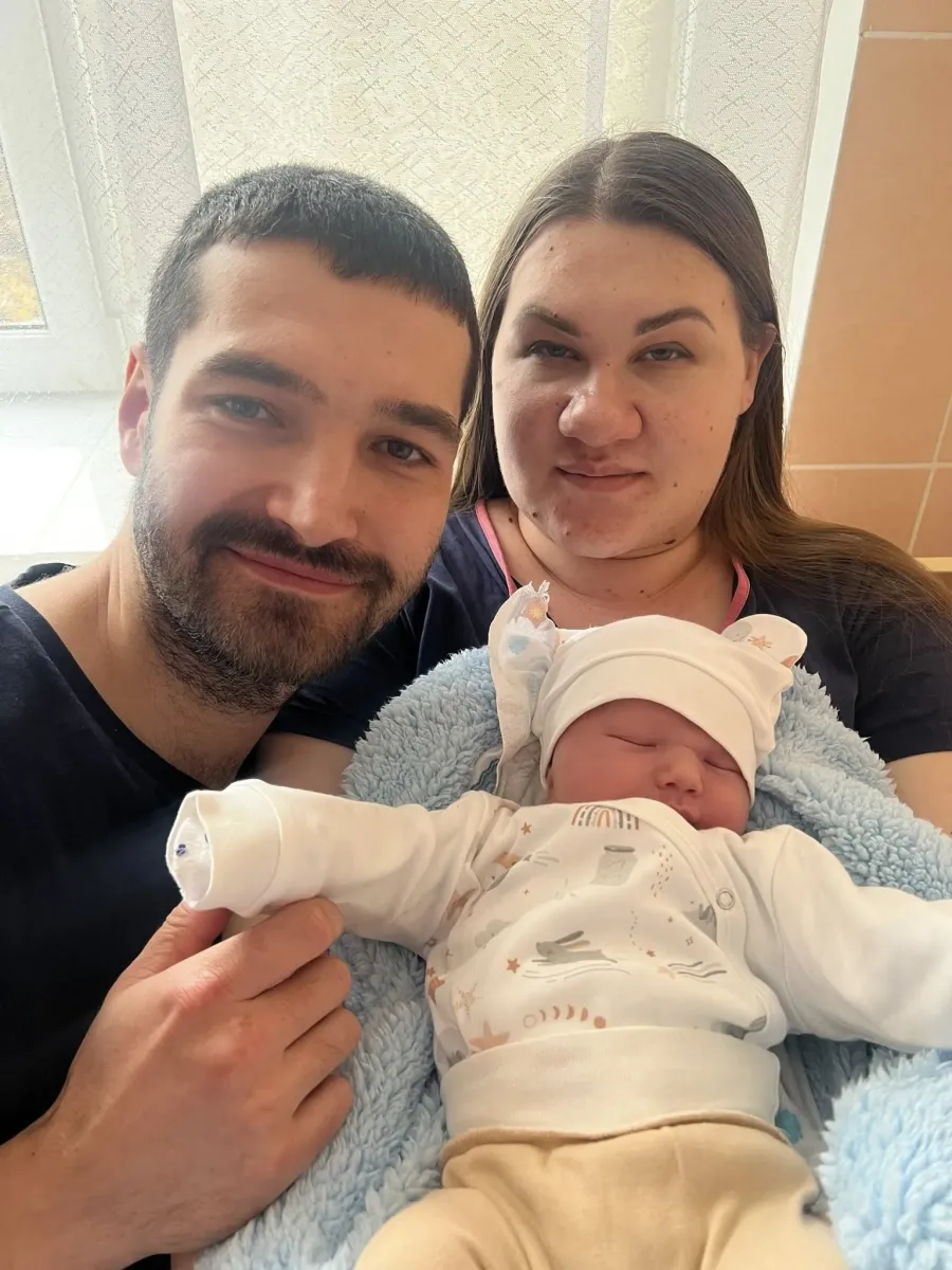 Хай малюк зростає здоровим під мирним небом України! Фото: Леся Григорів