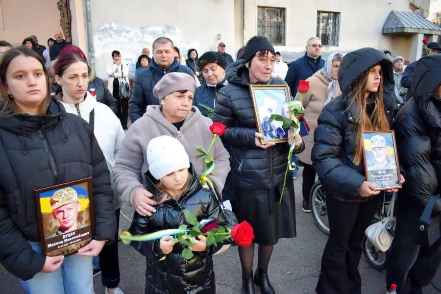 У Голині нагородили посмертно 15 загиблих захисників. Фото: Zhanna Tabanets/Фейсбук