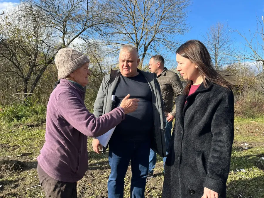 Звернення надійшли від власників 14 житлових будинків. Фото: Івано-Франківська ОДА