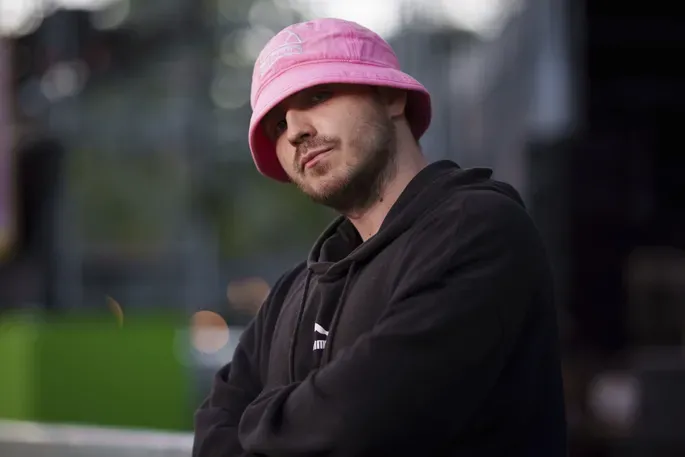 Олег Псюк озвучив одну зі станцій електрички