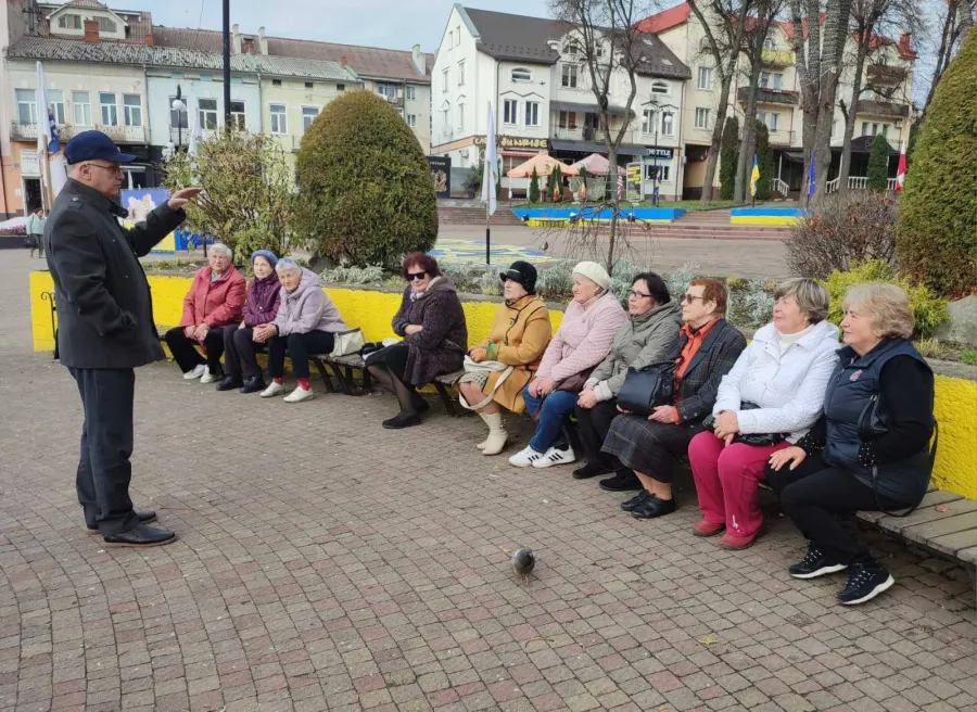 Студентки Університету третього віку мандрували Калушем