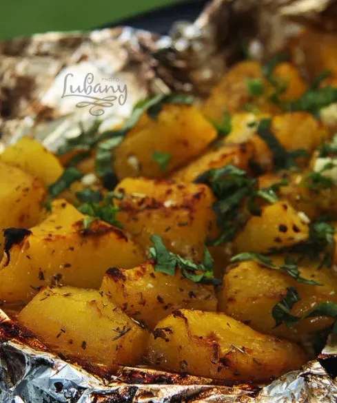 Запечений гарбуз — досить оригінальна страва для вашого столу