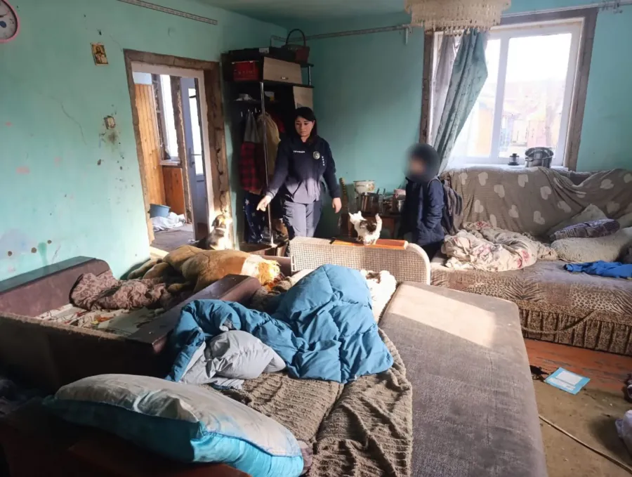 Дітей доставили до медичного закладу для обстеження