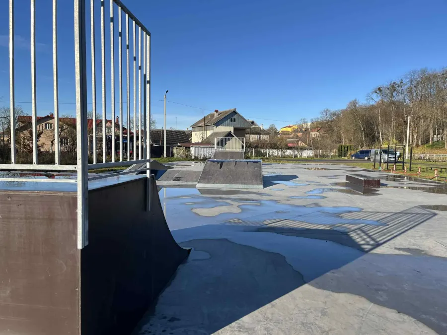 Скейт-парк у калуському парку збудували у 2009 році. Капітально відремонтували — у 2025