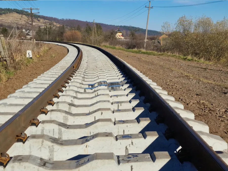 Ілюстроване фото. Землі в межах смуги відведення залізниці є державною власністю