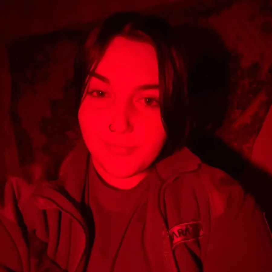 "Ляля" служить поряд з чоловіком, який її підтримує