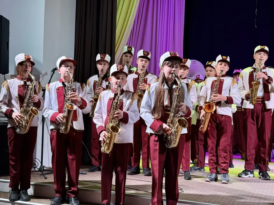 Концерт мав благодійну мету — підтримати воїнів. Фото: Калуська міська рада