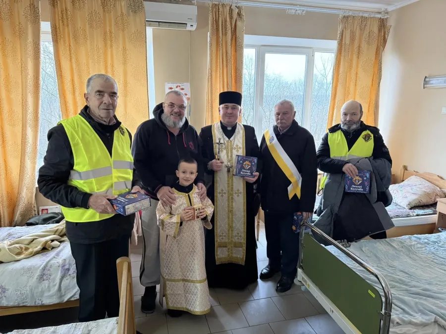 У лікарні відчувалася особлива атмосфера, а Миколай прийшов із подарунками