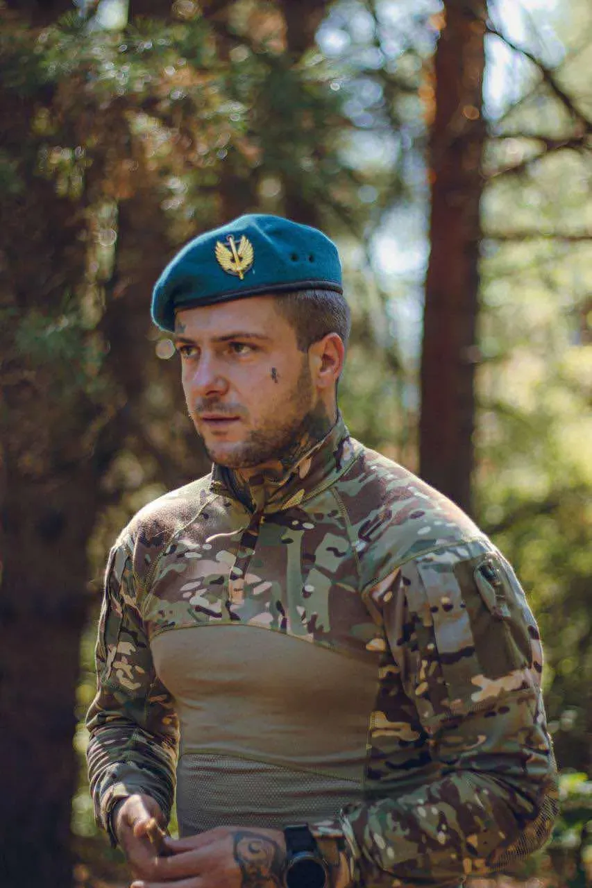Василь Микитин з побратимами 72 дні тримав оборону в оточених ворогом Кринках