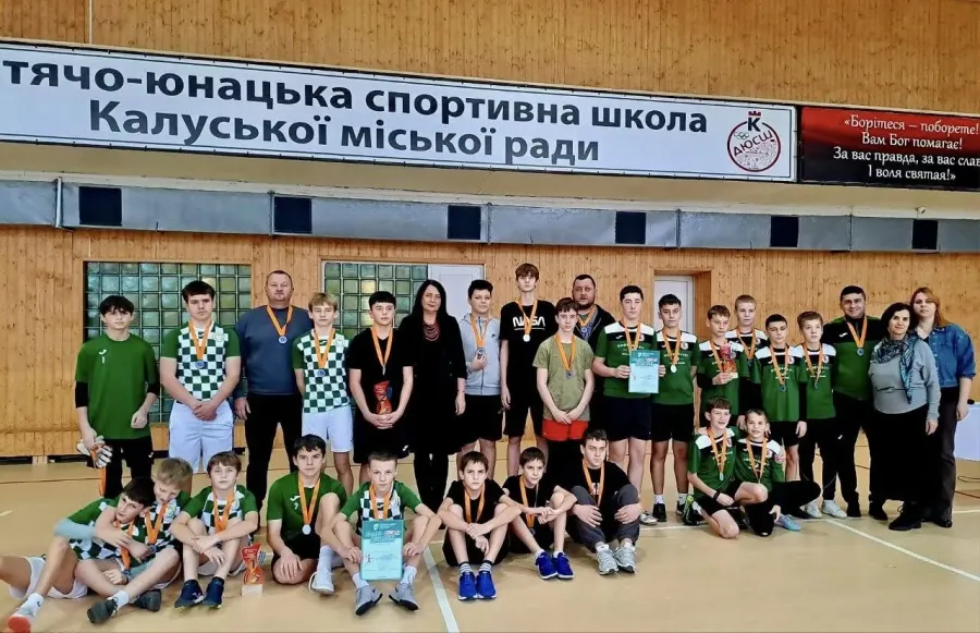 Перемогу здобула команда Калуського ліцею №6. Фото: Калуська міська рада