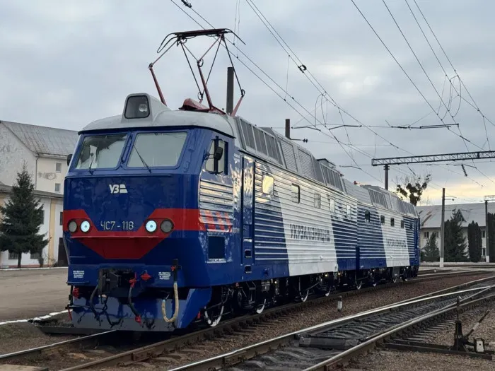 Ілюстроване фото. Вантажний поїзд було уражено внаслідок детонації