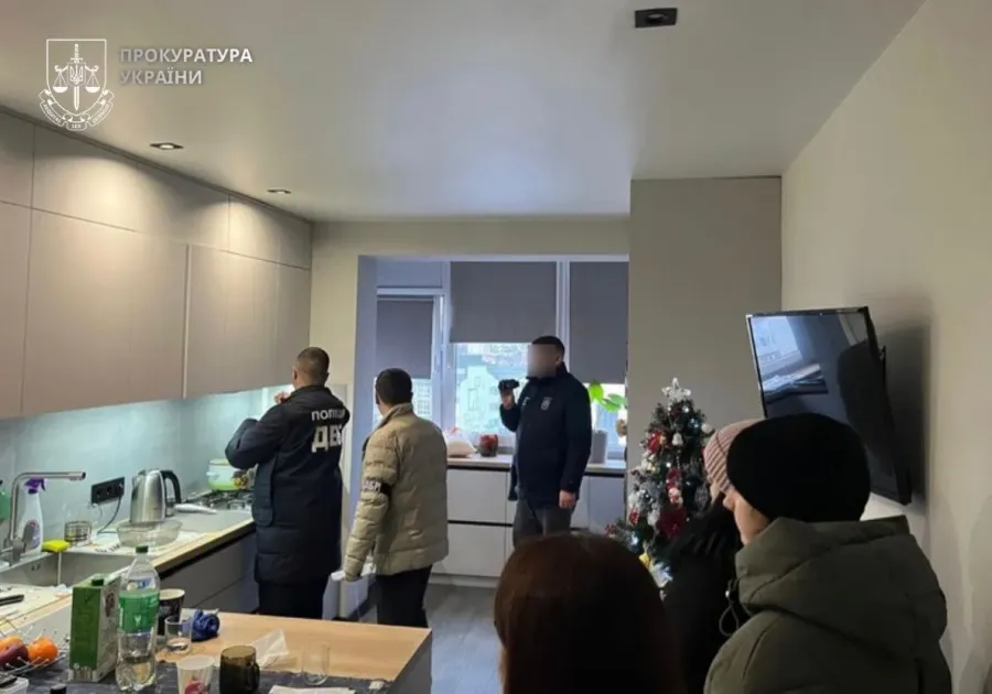 За фактом шахрайства правоохоронцю із Прикарпаття повідомили про підозру 