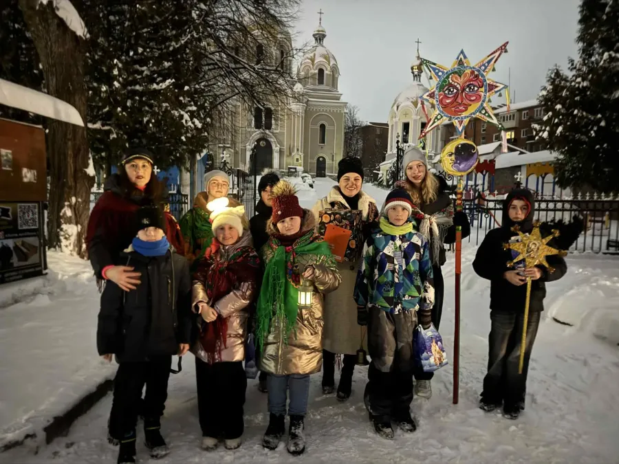 Мета різдвяної коляди-2026 від катехитичної школи «Живе спілкування з Богом» — допомога Силам оборони