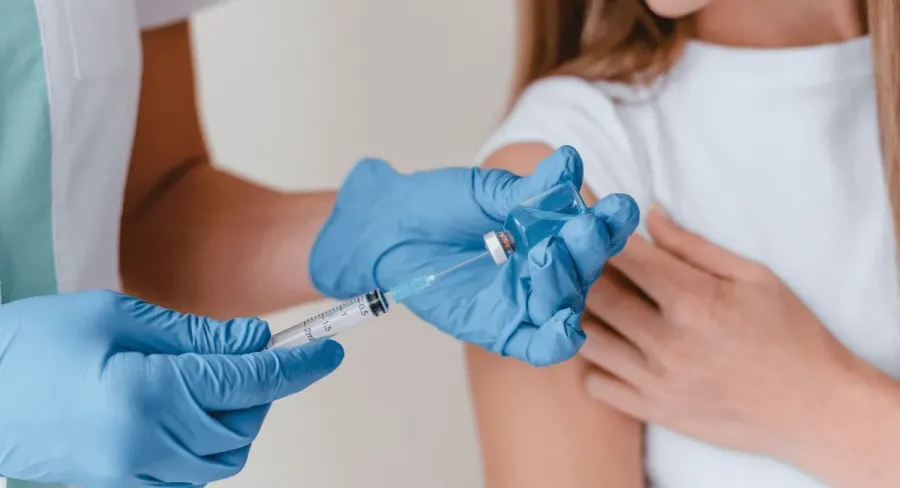 Ілюстроване фото. Вакцинація у 12–13 років забезпечує імунітет у майбутньому