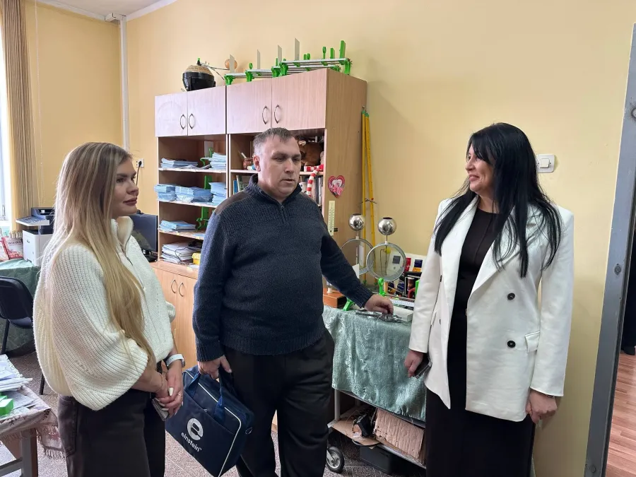 Калуська громада отримала на зберігання обладнання з міста-побратима. Фото: Ольга Сидорова/Фейсбук