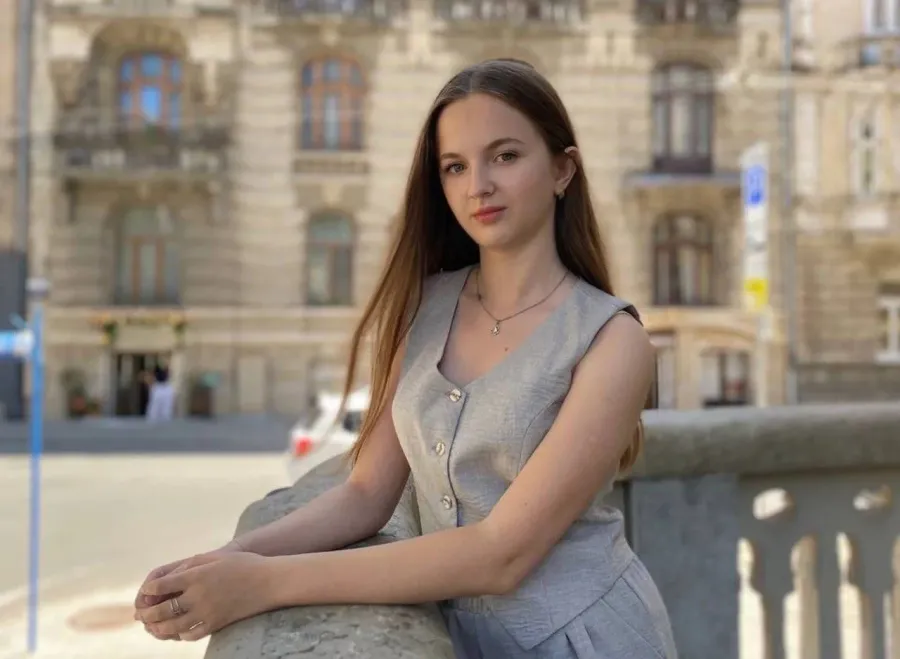 Марта Гудзовата стала переможницею обласної олімпіади з хімії