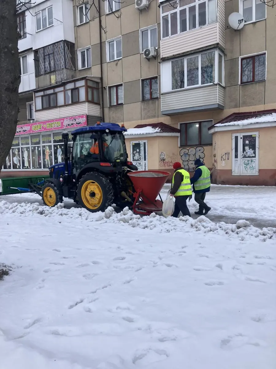 Востаннє комунальники купували пісок у жовтні 2024 року. Фото: "Калушавтодор"