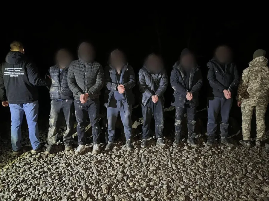 Стосовно громадян України складено протоколи про адміністративні правопорушення