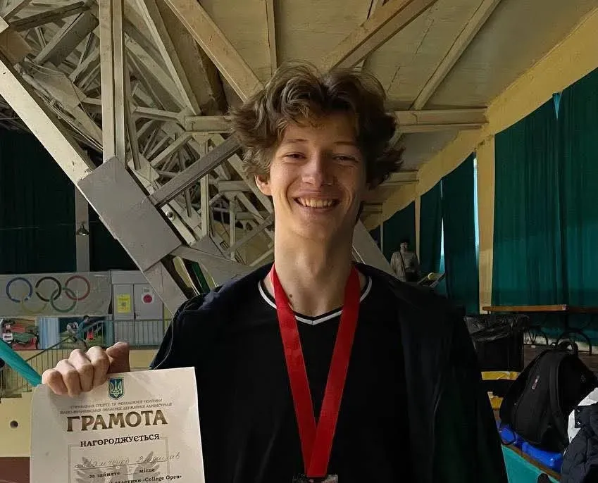 Владислав Мамченко здобув перемогу на дистанції 1500 метрів