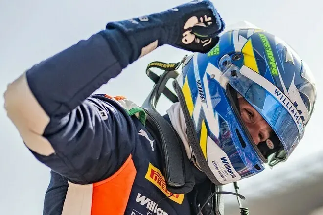 До цього Олександр перемагав лише у заліку новачків E4 у 2025 році