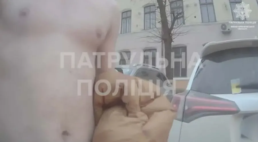 Бійки на вулиці Грушевського не було. Фото: скріншот з відео поліції