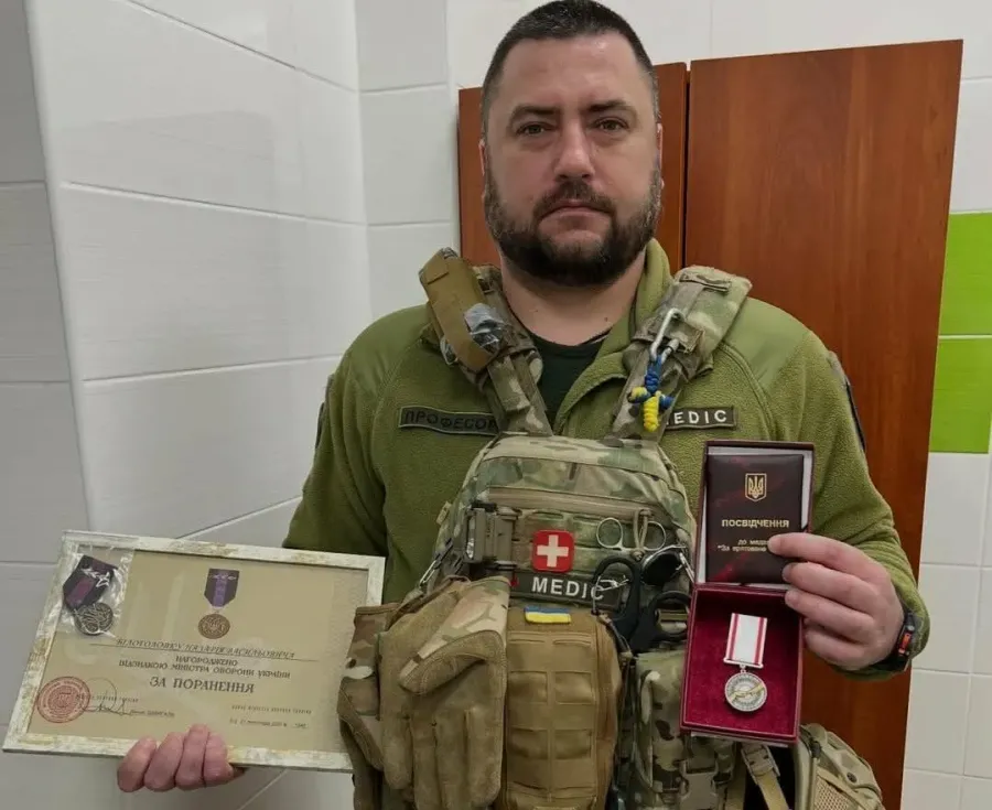 Також Назарій Білоголовка нагороджений відзнакою міністра оборони "За поранення"